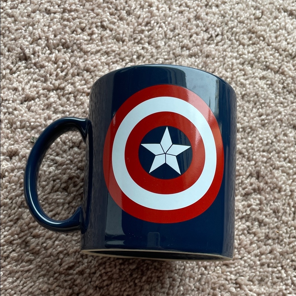 Marvel, Captain America, Emblem Mug - Navy and Red